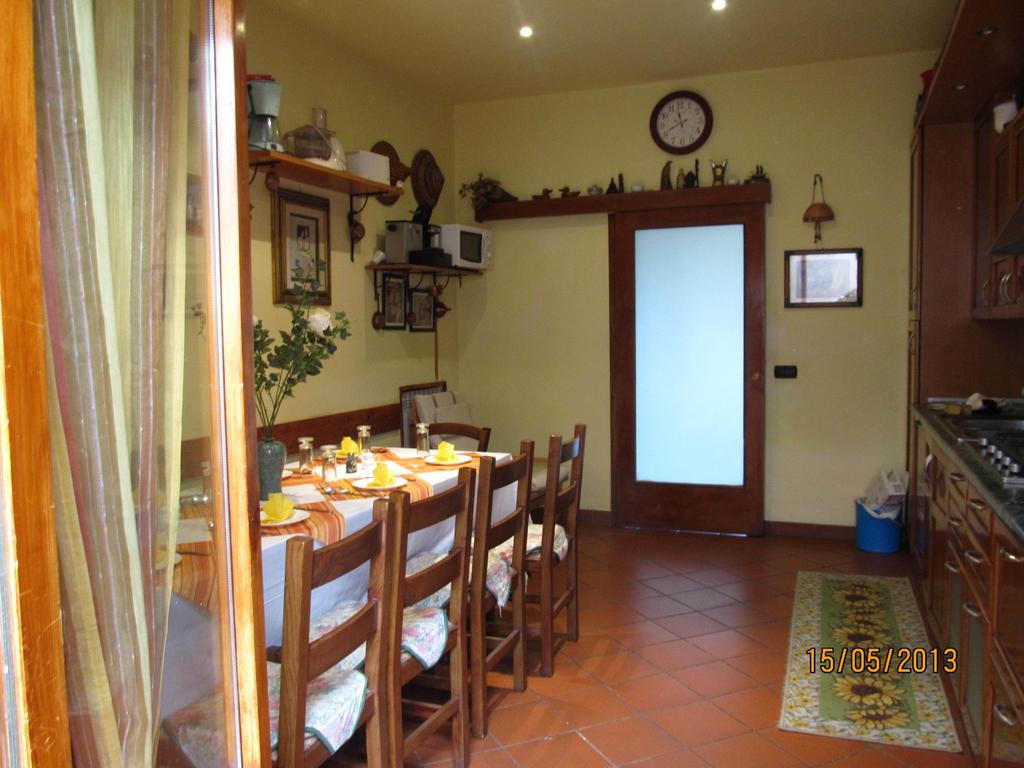 La Bella Casa Del Cuoco Hotel Campi Bisenzio Cameră foto